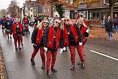 01 Biwak KG AMaB 2025-11-0 10  2 Mal Heimspiel  - Sonntagmorgen 9. November, Biwak der KG Alle Mann an Bord - die »Blauen Jungs« 1955 e.V., der „Heimathafen“ für unsere Christin und indirekt auch für se. des. Tollität. Ein Geschenk gab es auch, eine „Pömpel“ aus Marzipan. Danach dann zum Hoppditzerwachen der KG Südstern. Die Heimatgesellschaft in Serm von Pia und Toni. : DVPJ, Toni I, Jules I., Prinz Karneval, Prinz, Prinzessin Aileen I., Hofmarschälle, Page, Pagen, Paginnen, HDK, Duisburg, Karneval, Helau, Tollität, Event, Session 2025, Session 2025, HDK Duisburg, Hauptausschuss, Hauptausschuss Karneval Duisburg, Duisburg ist echt