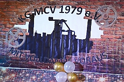 02 Schlager T Karneval MCV 2026-01-17 01  Tour-Tag, Samstag 17. Januar  - Wir begannen die Tour Abends in Hamborn, die KVO hielt der ihre Herrensitzung in der Clauberghalle ab. Von dort ging es zur Veranstaltung des MCV, die im Hagenshof zum „Schlager trifft Karneval“ aufgerufen hatten. Den letzten Act hatten wir dann im schon „heimisch“ gewordenen Steinhof in Huckingen. Die Duisburger Musketiere hatten dort zum „Lachen ist Gesund“ aufgerufen. : DVPJ, Toni I, Jules I., Prinz Karneval, Prinz, Prinzessin Aileen I., Hofmarschälle, Page, Pagen, Paginnen, HDK, Duisburg, Karneval, Helau, Tollität, Event, Session 2025, Session 2025, HDK Duisburg, Hauptausschuss, Hauptausschuss Karneval Duisburg, Duisburg ist echt