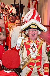 01 HerrensStadtgrd 2026- 01-25 02  Stadtgarde und MSV -  Zu besten Mittagszeit waren wir der Programmpunkt auf der Herrensitzung der Stadtgarde Duisburg Rot-Weiss in der Aula des Gertrud-Bäumer-Berufskollegs. Dann ging es ins „Wohnzimmer“ aller MSV Fan´s. In der Business Lounge in der „schauinsland reisen arena“ fand der jährliche Sponsoren Neujahrs Empfang statt. : DVPJ, Toni I, Jules I., Prinz Karneval, Prinz, Prinzessin Aileen I., Hofmarschälle, Page, Pagen, Paginnen, HDK, Duisburg, Karneval, Helau, Tollität, Event, Session 2025, Session 2025, HDK Duisburg, Hauptausschuss, Hauptausschuss Karneval Duisburg, Duisburg ist echt