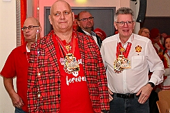 01 HerrensStadtgrd 2026- 01-25 08  Stadtgarde und MSV -  Zu besten Mittagszeit waren wir der Programmpunkt auf der Herrensitzung der Stadtgarde Duisburg Rot-Weiss in der Aula des Gertrud-Bäumer-Berufskollegs. Dann ging es ins „Wohnzimmer“ aller MSV Fan´s. In der Business Lounge in der „schauinsland reisen arena“ fand der jährliche Sponsoren Neujahrs Empfang statt. : DVPJ, Toni I, Jules I., Prinz Karneval, Prinz, Prinzessin Aileen I., Hofmarschälle, Page, Pagen, Paginnen, HDK, Duisburg, Karneval, Helau, Tollität, Event, Session 2025, Session 2025, HDK Duisburg, Hauptausschuss, Hauptausschuss Karneval Duisburg, Duisburg ist echt