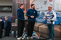 02 MSV Empfang 2026- 01-25 28  Stadtgarde und MSV -  Zu besten Mittagszeit waren wir der Programmpunkt auf der Herrensitzung der Stadtgarde Duisburg Rot-Weiss in der Aula des Gertrud-Bäumer-Berufskollegs. Dann ging es ins „Wohnzimmer“ aller MSV Fan´s. In der Business Lounge in der „schauinsland reisen arena“ fand der jährliche Sponsoren Neujahrs Empfang statt. : DVPJ, Toni I, Jules I., Prinz Karneval, Prinz, Prinzessin Aileen I., Hofmarschälle, Page, Pagen, Paginnen, HDK, Duisburg, Karneval, Helau, Tollität, Event, Session 2025, Session 2025, HDK Duisburg, Hauptausschuss, Hauptausschuss Karneval Duisburg, Duisburg ist echt