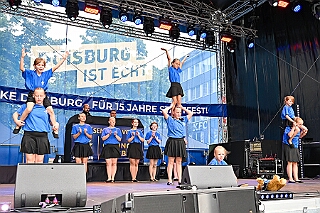 SommerBiwak 2026- 07-19 09  Sommerbiwak in der City - Die Premiere des Sommerbiwaks vom HDK am Sonntag des Duisburger Stadtfestes war vor 11 Jahren. In diesem Jahr präsentierte sich der HDK auch mit einem bunten Programm auf der Hauptbühne vor dem City-Palais. In diesem Rahmen stellten wir unsere Aktion für die Unterstützung der „Jecken Kids“ vor. : DVPJ, Toni I, Jules I., Prinz Karneval, Prinz, Prinzessin Aileen I., Hofmarschälle, Page, Pagen, Paginnen, HDK, Duisburg, Karneval, Helau, Tollität, Event, Session 2025, Session 2025, HDK Duisburg, Hauptausschuss, Hauptausschuss Karneval Duisburg, Duisburg ist echt