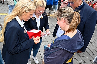 SommerBiwak 2026- 07-19 26  Sommerbiwak in der City - Die Premiere des Sommerbiwaks vom HDK am Sonntag des Duisburger Stadtfestes war vor 11 Jahren. In diesem Jahr präsentierte sich der HDK auch mit einem bunten Programm auf der Hauptbühne vor dem City-Palais. In diesem Rahmen stellten wir unsere Aktion für die Unterstützung der „Jecken Kids“ vor. : DVPJ, Toni I, Jules I., Prinz Karneval, Prinz, Prinzessin Aileen I., Hofmarschälle, Page, Pagen, Paginnen, HDK, Duisburg, Karneval, Helau, Tollität, Event, Session 2025, Session 2025, HDK Duisburg, Hauptausschuss, Hauptausschuss Karneval Duisburg, Duisburg ist echt