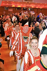 Kuerung Toni I 2026-01-10 033  Endlich Karnevalsprinz: Toni I. -  Am Samstag 10. Januar 2026 war es endlich soweit. Kürung se. Tollität Prinz Toni I., im Rahmen eines hochklassigen Galaabends in der ausverkauften Mercatorhalle in Duisburg. Ein stimmungsvoller Abend mit Show, Musik und Tanz. Vorab präsentierte sich die Prinzencrew 2026 im WYNDHAM Hotel Duisburger Hof der Leibgarde se. Tollität, die Prinzengarde der Stadt Duisburg. : DVPJ, Toni I, Jules I., Prinz Karneval, Prinz, Prinzessin Aileen I., Hofmarschälle, Page, Pagen, Paginnen, HDK, Duisburg, Karneval, Helau, Tollität, Event, Session 2025, Session 2025, HDK Duisburg, Hauptausschuss, Hauptausschuss Karneval Duisburg, Duisburg ist echt