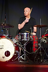 Kuerung Toni I 2026-01-10 077  Endlich Karnevalsprinz: Toni I. -  Am Samstag 10. Januar 2026 war es endlich soweit. Kürung se. Tollität Prinz Toni I., im Rahmen eines hochklassigen Galaabends in der ausverkauften Mercatorhalle in Duisburg. Ein stimmungsvoller Abend mit Show, Musik und Tanz. Vorab präsentierte sich die Prinzencrew 2026 im WYNDHAM Hotel Duisburger Hof der Leibgarde se. Tollität, die Prinzengarde der Stadt Duisburg. : DVPJ, Toni I, Jules I., Prinz Karneval, Prinz, Prinzessin Aileen I., Hofmarschälle, Page, Pagen, Paginnen, HDK, Duisburg, Karneval, Helau, Tollität, Event, Session 2025, Session 2025, HDK Duisburg, Hauptausschuss, Hauptausschuss Karneval Duisburg, Duisburg ist echt