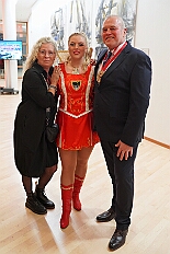 Kuerung Toni I 2026-01-10 120  Endlich Karnevalsprinz: Toni I. -  Am Samstag 10. Januar 2026 war es endlich soweit. Kürung se. Tollität Prinz Toni I., im Rahmen eines hochklassigen Galaabends in der ausverkauften Mercatorhalle in Duisburg. Ein stimmungsvoller Abend mit Show, Musik und Tanz. Vorab präsentierte sich die Prinzencrew 2026 im WYNDHAM Hotel Duisburger Hof der Leibgarde se. Tollität, die Prinzengarde der Stadt Duisburg. : DVPJ, Toni I, Jules I., Prinz Karneval, Prinz, Prinzessin Aileen I., Hofmarschälle, Page, Pagen, Paginnen, HDK, Duisburg, Karneval, Helau, Tollität, Event, Session 2025, Session 2025, HDK Duisburg, Hauptausschuss, Hauptausschuss Karneval Duisburg, Duisburg ist echt