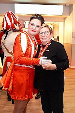 PrinzEmpf 2026- 01-11 016  Prinzenempfang 2026 - Seine Tollität Prinz Toni I. und seine Crew empfangen im Steinhof in Huckingen Sponsoren, den HDK-Förderkreis, Familie und Freunde. Zu Ihnen zählen auch Bastian I. und Steffen I., das Prinzenpaar der KGK aus Moers. Ihnen Allen wird ein lockeres Rahmenprogramm, gestaltet von Duisburger Garde- und Showtanzgruppen und natürlich beider Prinzencrews, geboten. : DVPJ, Toni I, Jules I., Prinz Karneval, Prinz, Prinzessin Aileen I., Hofmarschälle, Page, Pagen, Paginnen, HDK, Duisburg, Karneval, Helau, Tollität, Event, Session 2025, Session 2025, HDK Duisburg, Hauptausschuss, Hauptausschuss Karneval Duisburg, Duisburg ist echt