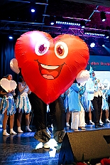 PrinzEmpf 2026- 01-11 066  Prinzenempfang 2026 - Seine Tollität Prinz Toni I. und seine Crew empfangen im Steinhof in Huckingen Sponsoren, den HDK-Förderkreis, Familie und Freunde. Zu Ihnen zählen auch Bastian I. und Steffen I., das Prinzenpaar der KGK aus Moers. Ihnen Allen wird ein lockeres Rahmenprogramm, gestaltet von Duisburger Garde- und Showtanzgruppen und natürlich beider Prinzencrews, geboten. : DVPJ, Toni I, Jules I., Prinz Karneval, Prinz, Prinzessin Aileen I., Hofmarschälle, Page, Pagen, Paginnen, HDK, Duisburg, Karneval, Helau, Tollität, Event, Session 2025, Session 2025, HDK Duisburg, Hauptausschuss, Hauptausschuss Karneval Duisburg, Duisburg ist echt