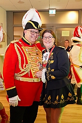 Jeck unter Strom 2026- 01-28 22  Jeck unter Strom 2026 - Mittwoch Abend war es wieder so weit, zum dritten Mal hieß es im Kultur- und Bürgerzentrum Duisburg-Süd Steinhof Huckingen e.V. , „Jeck unter Strom“. Duisburg rief, Köln kam. Aber wir haben unser Duisburg hervorragend vertreten. : DVPJ, Toni I, Jules I., Prinz Karneval, Prinz, Prinzessin Aileen I., Hofmarschälle, Page, Pagen, Paginnen, HDK, Duisburg, Karneval, Helau, Tollität, Event, Session 2025, Session 2025, HDK Duisburg, Hauptausschuss, Hauptausschuss Karneval Duisburg, Duisburg ist echt