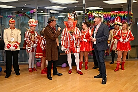 Empf Duisburg Kontor 2026- 01-28 0024  Duisburg ist echt, Karneval - Mit der Kinderprinzencrew waren wir ins CityPalais gekommen, Empfang beim „Duisburg Kontor“. Der jecke Adelsbesuch wurde herzlich empfangen und Geschäftsführer Uwe Kluge begrüßte die Kleine wie Große Tollität in der VIP Lounge. : DVPJ, Toni I, Jules I., Prinz Karneval, Prinz, Prinzessin Aileen I., Hofmarschälle, Page, Pagen, Paginnen, HDK, Duisburg, Karneval, Helau, Tollität, Event, Session 2025, Session 2025, HDK Duisburg, Hauptausschuss, Hauptausschuss Karneval Duisburg, Duisburg ist echt