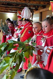 Zoo Duisburg 2026-01-29 02  Ene Besuch em Zoo - Der Zoobesuch ist eine schöne Tradition für die amtierenden Tollitäten der Stadt. Diesmal  besuchten wir außer Kamel, Koala, Delphin und Co. auch die Zebras, wenn auch nicht Blau-Weiß gestreift. : DVPJ, Toni I, Jules I., Prinz Karneval, Prinz, Prinzessin Aileen I., Hofmarschälle, Page, Pagen, Paginnen, HDK, Duisburg, Karneval, Helau, Tollität, Event, Session 2025, Session 2025, HDK Duisburg, Hauptausschuss, Hauptausschuss Karneval Duisburg, Duisburg ist echt