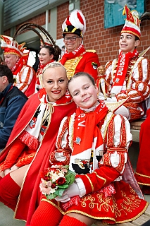 Zoo Duisburg 2026-01-29 19  Ene Besuch em Zoo - Der Zoobesuch ist eine schöne Tradition für die amtierenden Tollitäten der Stadt. Diesmal  besuchten wir außer Kamel, Koala, Delphin und Co. auch die Zebras, wenn auch nicht Blau-Weiß gestreift. : DVPJ, Toni I, Jules I., Prinz Karneval, Prinz, Prinzessin Aileen I., Hofmarschälle, Page, Pagen, Paginnen, HDK, Duisburg, Karneval, Helau, Tollität, Event, Session 2025, Session 2025, HDK Duisburg, Hauptausschuss, Hauptausschuss Karneval Duisburg, Duisburg ist echt