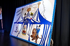 06 Karnevals KAB Hambornl 2026-01-31 01  Tour-Tag, 31. Januar - Der Abend begann für ins in Rheinhausen beim Pfarrkarneval St. Peter. Dann waren wir zu Gast bei zwei närrischen Geburtstagen. Heike, Pias Mutter, feierte ihren 66. und Peter seinen 77. Geburtstag. Es folgten dann die Sitzung der KG Blau-Gold Wanheimerort in der Falkstraße und das Kostümfest vom „Königreich Duissern“ im Gertrud-Bäumer-Berufskolleg. Von dort fuhren wir in den Norden zur Clauberghalle. hier war auch ein Kostümfest, das der Rot-Weißen von Hamborn-Marxloh. Zum Schluß dann noch die Sitzung der KAB St. Barbara Duisburg-Hamborn im Bürgerhaus in Neumühl. : DVPJ, Toni I, Jules I., Prinz Karneval, Prinz, Prinzessin Aileen I., Hofmarschälle, Page, Pagen, Paginnen, HDK, Duisburg, Karneval, Helau, Tollität, Event, Session 2025, Session 2025, HDK Duisburg, Hauptausschuss, Hauptausschuss Karneval Duisburg, Duisburg ist echt