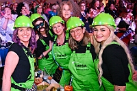 02 Damens AMaB 2026- 02-01 08  Tour-Tag, 1. Februar - Im Intercity Hotel feierten die Roten Funken ihr 77-jähriges Bestehen an diesem Sonntagmorgen, auch wir gratulierten. Auf zum Heimspiel für unsere Christin hieß es danach, dies bei der Damensitzung der » Blauen Jungs «. Eine große Kinderschar erwartete uns dann im Steinhof. Die Musketiere hielten dort ihre Kindersitzung ab. In die Rheinhausenhall führte uns dann der nächste Termin, Damensitzung von Rot-Weiß. Zum Schluß erwartete und die SPD Großenbaum/Rahm bei ihrem „Tanztee“ in unserem Stadquartier, dem Coupe 1900. : DVPJ, Toni I, Jules I., Prinz Karneval, Prinz, Prinzessin Aileen I., Hofmarschälle, Page, Pagen, Paginnen, HDK, Duisburg, Karneval, Helau, Tollität, Event, Session 2025, Session 2025, HDK Duisburg, Hauptausschuss, Hauptausschuss Karneval Duisburg, Duisburg ist echt