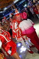 05 Tanztee SPD Coupre1900 2026-02-01 14  Tour-Tag, 1. Februar - Im Intercity Hotel feierten die Roten Funken ihr 77-jähriges Bestehen an diesem Sonntagmorgen, auch wir gratulierten. Auf zum Heimspiel für unsere Christin hieß es danach, dies bei der Damensitzung der » Blauen Jungs «. Eine große Kinderschar erwartete uns dann im Steinhof. Die Musketiere hielten dort ihre Kindersitzung ab. In die Rheinhausenhall führte uns dann der nächste Termin, Damensitzung von Rot-Weiß. Zum Schluß erwartete und die SPD Großenbaum/Rahm bei ihrem „Tanztee“ in unserem Stadquartier, dem Coupe 1900. : DVPJ, Toni I, Jules I., Prinz Karneval, Prinz, Prinzessin Aileen I., Hofmarschälle, Page, Pagen, Paginnen, HDK, Duisburg, Karneval, Helau, Tollität, Event, Session 2025, Session 2025, HDK Duisburg, Hauptausschuss, Hauptausschuss Karneval Duisburg, Duisburg ist echt