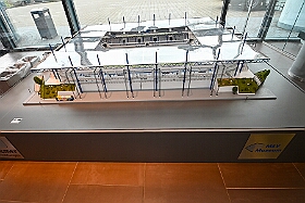 EMMES HELAU  2026- 02-02- 34  EMMES HELAU - Montag, 2. Februar, waren wir auf Shoppingtour. Im Fan-Shop des MSV in  der Schauinsland-reisen-arena haben wir ums mit der Neuen Fan Karnevals Edition „Emmes Helau“, wie T-Shirt, Schal, Tasse und Pin bewundert und natürlich auch gekauft. : DVPJ, Toni I, Jules I., Prinz Karneval, Prinz, Prinzessin Aileen I., Hofmarschälle, Page, Pagen, Paginnen, HDK, Duisburg, Karneval, Helau, Tollität, Event, Session 2025, Session 2025, HDK Duisburg, Hauptausschuss, Hauptausschuss Karneval Duisburg, Duisburg ist echt