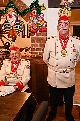 Wagenbauessen 2026- 02-05 13  Wagenbauessen - Ganz traditionell fand eine Woche vor Altweiber das Wagenessen der Sermer Wagenbauer in der Gaststätte „Viet“ statt. Nach dem herzlichen Empfang durch se. Tollität Prinz Bernd II. mit Prinzessin Gabi gab es auch einen kurzen Besuch in der Wagenhalle. : DVPJ, Toni I, Jules I., Prinz Karneval, Prinz, Prinzessin Aileen I., Hofmarschälle, Page, Pagen, Paginnen, HDK, Duisburg, Karneval, Helau, Tollität, Event, Session 2025, Session 2025, HDK Duisburg, Hauptausschuss, Hauptausschuss Karneval Duisburg, Duisburg ist echt