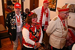 Wagenbauessen 2026- 02-05 19  Wagenbauessen - Ganz traditionell fand eine Woche vor Altweiber das Wagenessen der Sermer Wagenbauer in der Gaststätte „Viet“ statt. Nach dem herzlichen Empfang durch se. Tollität Prinz Bernd II. mit Prinzessin Gabi gab es auch einen kurzen Besuch in der Wagenhalle. : DVPJ, Toni I, Jules I., Prinz Karneval, Prinz, Prinzessin Aileen I., Hofmarschälle, Page, Pagen, Paginnen, HDK, Duisburg, Karneval, Helau, Tollität, Event, Session 2025, Session 2025, HDK Duisburg, Hauptausschuss, Hauptausschuss Karneval Duisburg, Duisburg ist echt