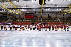 01 KarnevalOnIce 2026-02-06 25  Tour-Tag, 6. Februar - Am frühen Freitagabend hieß es in der „alleato Arena“ zum 4. Mal „Karneval on Ice“ . Eion (Spaß)Eishockeyspiel der Teams Karneval vs. Stadt Duisburg endete 10:10. Danach ging es in die Glückaufhalle nach Homberg, Herrensitzung der „Narrenzunft“. Zurück im Süden zur Ehrengarde, diese hatte den „Großen Orden“, im „Landgasthof Schenke“, an Joachim Loosen verliehen. Abschluss des Abends war dann im „Männerhort“ bei Klaus Bodzian. : DVPJ, Toni I, Jules I., Prinz Karneval, Prinz, Prinzessin Aileen I., Hofmarschälle, Page, Pagen, Paginnen, HDK, Duisburg, Karneval, Helau, Tollität, Event, Session 2025, Session 2025, HDK Duisburg, Hauptausschuss, Hauptausschuss Karneval Duisburg, Duisburg ist echt