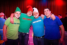 02 Herrens NarrenzHomb 2026-02-06 18  Tour-Tag, 6. Februar - Am frühen Freitagabend hieß es in der „alleato Arena“ zum 4. Mal „Karneval on Ice“ . Eion (Spaß)Eishockeyspiel der Teams Karneval vs. Stadt Duisburg endete 10:10. Danach ging es in die Glückaufhalle nach Homberg, Herrensitzung der „Narrenzunft“. Zurück im Süden zur Ehrengarde, diese hatte den „Großen Orden“, im „Landgasthof Schenke“, an Joachim Loosen verliehen. Abschluss des Abends war dann im „Männerhort“ bei Klaus Bodzian. : DVPJ, Toni I, Jules I., Prinz Karneval, Prinz, Prinzessin Aileen I., Hofmarschälle, Page, Pagen, Paginnen, HDK, Duisburg, Karneval, Helau, Tollität, Event, Session 2025, Session 2025, HDK Duisburg, Hauptausschuss, Hauptausschuss Karneval Duisburg, Duisburg ist echt