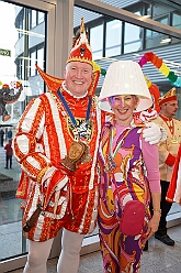 01 Beim-WDR 2026-02-08 17  Tour-Tag, 9. Februar - Mittags stand der Empfang bei Prinzencrew beim WDR auf dem Programm, herzlich begrüßt durch „Manni“. Dann einmal Seniorenkarneval an der Zechenstraße in Homberg. Zum guten Schluß dann das Senatorenessen im Binnschiffahrtsmuseum der KG Weiß-Grün Ruhrort. : DVPJ, Toni I, Jules I., Prinz Karneval, Prinz, Prinzessin Aileen I., Hofmarschälle, Page, Pagen, Paginnen, HDK, Duisburg, Karneval, Helau, Tollität, Event, Session 2025, Session 2025, HDK Duisburg, Hauptausschuss, Hauptausschuss Karneval Duisburg, Duisburg ist echt