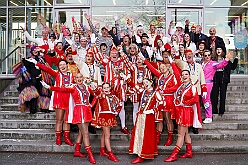 01 Beim-WDR 2026-02-08 22  Tour-Tag, 9. Februar - Mittags stand der Empfang bei Prinzencrew beim WDR auf dem Programm, herzlich begrüßt durch „Manni“. Dann einmal Seniorenkarneval an der Zechenstraße in Homberg. Zum guten Schluß dann das Senatorenessen im Binnschiffahrtsmuseum der KG Weiß-Grün Ruhrort. : DVPJ, Toni I, Jules I., Prinz Karneval, Prinz, Prinzessin Aileen I., Hofmarschälle, Page, Pagen, Paginnen, HDK, Duisburg, Karneval, Helau, Tollität, Event, Session 2025, Session 2025, HDK Duisburg, Hauptausschuss, Hauptausschuss Karneval Duisburg, Duisburg ist echt