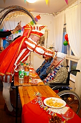 02 Seniorenk Narrenzunft 20206-02-09 06  Tour-Tag, 9. Februar - Mittags stand der Empfang bei Prinzencrew beim WDR auf dem Programm, herzlich begrüßt durch „Manni“. Dann einmal Seniorenkarneval an der Zechenstraße in Homberg. Zum guten Schluß dann das Senatorenessen im Binnschiffahrtsmuseum der KG Weiß-Grün Ruhrort. : DVPJ, Toni I, Jules I., Prinz Karneval, Prinz, Prinzessin Aileen I., Hofmarschälle, Page, Pagen, Paginnen, HDK, Duisburg, Karneval, Helau, Tollität, Event, Session 2025, Session 2025, HDK Duisburg, Hauptausschuss, Hauptausschuss Karneval Duisburg, Duisburg ist echt