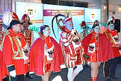 01 Wagenweihe KGK 2026-02-10 06  Wagenweihe und Prinzenempfang - In Moers waren wir an diesem Abend Gäste der Wagebweihe der Tollitäten des KGK, Bastian I. und Steffen I. Im IntercityHotel empfingen die Roten Funken, nicht wie gewohnt am Mittwoch vor Altweiber, die Duisburger Prinzencrews. : DVPJ, Toni I, Jules I., Prinz Karneval, Prinz, Prinzessin Aileen I., Hofmarschälle, Page, Pagen, Paginnen, HDK, Duisburg, Karneval, Helau, Tollität, Event, Session 2025, Session 2025, HDK Duisburg, Hauptausschuss, Hauptausschuss Karneval Duisburg, Duisburg ist echt