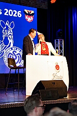 04 HDK BuergerDesJahres 2026-02-11 10  Tour-Tag, 11. Februar - An diesem Mittwoch hatten wir2 Termine mit der Kinderprinzencrew zusammen, einmal den Rathausempfang in Rheinhausen und das Wiegen bei der DEKRA. Nach dem Besuch im Studio 47 ging es in den Steinhof zum Abend für den Bürger des Jahres. : DVPJ, Toni I, Jules I., Prinz Karneval, Prinz, Prinzessin Aileen I., Hofmarschälle, Page, Pagen, Paginnen, HDK, Duisburg, Karneval, Helau, Tollität, Event, Session 2025, Session 2025, HDK Duisburg, Hauptausschuss, Hauptausschuss Karneval Duisburg, Duisburg ist echt