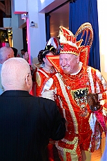04 HDK BuergerDesJahres 2026-02-11 15  Tour-Tag, 11. Februar - An diesem Mittwoch hatten wir2 Termine mit der Kinderprinzencrew zusammen, einmal den Rathausempfang in Rheinhausen und das Wiegen bei der DEKRA. Nach dem Besuch im Studio 47 ging es in den Steinhof zum Abend für den Bürger des Jahres. : DVPJ, Toni I, Jules I., Prinz Karneval, Prinz, Prinzessin Aileen I., Hofmarschälle, Page, Pagen, Paginnen, HDK, Duisburg, Karneval, Helau, Tollität, Event, Session 2025, Session 2025, HDK Duisburg, Hauptausschuss, Hauptausschuss Karneval Duisburg, Duisburg ist echt