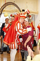 01 Seniorenk AWO Karl-Jarres Str 2026-02-12 12  Alweiber-Tour, 12. Februar - Eine karnevalistische „Stadtrundfahrt“ an diesem veregneten Donnerstag. : DVPJ, Toni I, Jules I., Prinz Karneval, Prinz, Prinzessin Aileen I., Hofmarschälle, Page, Pagen, Paginnen, HDK, Duisburg, Karneval, Helau, Tollität, Event, Session 2025, Session 2025, HDK Duisburg, Hauptausschuss, Hauptausschuss Karneval Duisburg, Duisburg ist echt