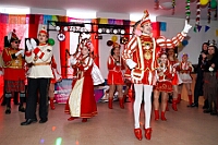 02 Polizeipraesidium 2026-02-12 09  Alweiber-Tour, 12. Februar - Eine karnevalistische „Stadtrundfahrt“ an diesem veregneten Donnerstag. : DVPJ, Toni I, Jules I., Prinz Karneval, Prinz, Prinzessin Aileen I., Hofmarschälle, Page, Pagen, Paginnen, HDK, Duisburg, Karneval, Helau, Tollität, Event, Session 2025, Session 2025, HDK Duisburg, Hauptausschuss, Hauptausschuss Karneval Duisburg, Duisburg ist echt