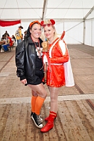 03 HDK Festzelt 2026-02-12 02  Alweiber-Tour, 12. Februar - Eine karnevalistische „Stadtrundfahrt“ an diesem veregneten Donnerstag. : DVPJ, Toni I, Jules I., Prinz Karneval, Prinz, Prinzessin Aileen I., Hofmarschälle, Page, Pagen, Paginnen, HDK, Duisburg, Karneval, Helau, Tollität, Event, Session 2025, Session 2025, HDK Duisburg, Hauptausschuss, Hauptausschuss Karneval Duisburg, Duisburg ist echt