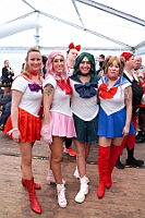 03 HDK Festzelt 2026-02-12 12  Alweiber-Tour, 12. Februar - Eine karnevalistische „Stadtrundfahrt“ an diesem veregneten Donnerstag. : DVPJ, Toni I, Jules I., Prinz Karneval, Prinz, Prinzessin Aileen I., Hofmarschälle, Page, Pagen, Paginnen, HDK, Duisburg, Karneval, Helau, Tollität, Event, Session 2025, Session 2025, HDK Duisburg, Hauptausschuss, Hauptausschuss Karneval Duisburg, Duisburg ist echt