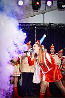 03 HDK Festzelt 2026-02-12 16  Alweiber-Tour, 12. Februar - Eine karnevalistische „Stadtrundfahrt“ an diesem veregneten Donnerstag. : DVPJ, Toni I, Jules I., Prinz Karneval, Prinz, Prinzessin Aileen I., Hofmarschälle, Page, Pagen, Paginnen, HDK, Duisburg, Karneval, Helau, Tollität, Event, Session 2025, Session 2025, HDK Duisburg, Hauptausschuss, Hauptausschuss Karneval Duisburg, Duisburg ist echt