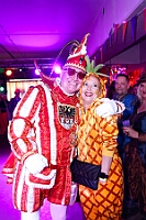 08 Feuerwehr DU 2026-02-12 08  Alweiber-Tour, 12. Februar - Eine karnevalistische „Stadtrundfahrt“ an diesem veregneten Donnerstag. : DVPJ, Toni I, Jules I., Prinz Karneval, Prinz, Prinzessin Aileen I., Hofmarschälle, Page, Pagen, Paginnen, HDK, Duisburg, Karneval, Helau, Tollität, Event, Session 2025, Session 2025, HDK Duisburg, Hauptausschuss, Hauptausschuss Karneval Duisburg, Duisburg ist echt