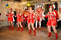 11 Altweiber KG Baerl 2026-02-12 01  Alweiber-Tour, 12. Februar - Eine karnevalistische „Stadtrundfahrt“ an diesem veregneten Donnerstag. : DVPJ, Toni I, Jules I., Prinz Karneval, Prinz, Prinzessin Aileen I., Hofmarschälle, Page, Pagen, Paginnen, HDK, Duisburg, Karneval, Helau, Tollität, Event, Session 2025, Session 2025, HDK Duisburg, Hauptausschuss, Hauptausschuss Karneval Duisburg, Duisburg ist echt