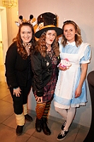 11 Altweiber KG Baerl 2026-02-12 06  Alweiber-Tour, 12. Februar - Eine karnevalistische „Stadtrundfahrt“ an diesem veregneten Donnerstag. : DVPJ, Toni I, Jules I., Prinz Karneval, Prinz, Prinzessin Aileen I., Hofmarschälle, Page, Pagen, Paginnen, HDK, Duisburg, Karneval, Helau, Tollität, Event, Session 2025, Session 2025, HDK Duisburg, Hauptausschuss, Hauptausschuss Karneval Duisburg, Duisburg ist echt