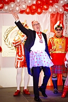 12 Maedchen Roemergarde 2026-02-12 04  Alweiber-Tour, 12. Februar - Eine karnevalistische „Stadtrundfahrt“ an diesem veregneten Donnerstag. : DVPJ, Toni I, Jules I., Prinz Karneval, Prinz, Prinzessin Aileen I., Hofmarschälle, Page, Pagen, Paginnen, HDK, Duisburg, Karneval, Helau, Tollität, Event, Session 2025, Session 2025, HDK Duisburg, Hauptausschuss, Hauptausschuss Karneval Duisburg, Duisburg ist echt