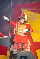 15 RG Laar 2026-02-12 05  Alweiber-Tour, 12. Februar - Eine karnevalistische „Stadtrundfahrt“ an diesem veregneten Donnerstag. : DVPJ, Toni I, Jules I., Prinz Karneval, Prinz, Prinzessin Aileen I., Hofmarschälle, Page, Pagen, Paginnen, HDK, Duisburg, Karneval, Helau, Tollität, Event, Session 2025, Session 2025, HDK Duisburg, Hauptausschuss, Hauptausschuss Karneval Duisburg, Duisburg ist echt