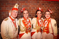 15 RG Laar 2026-02-12 06  Alweiber-Tour, 12. Februar - Eine karnevalistische „Stadtrundfahrt“ an diesem veregneten Donnerstag. : DVPJ, Toni I, Jules I., Prinz Karneval, Prinz, Prinzessin Aileen I., Hofmarschälle, Page, Pagen, Paginnen, HDK, Duisburg, Karneval, Helau, Tollität, Event, Session 2025, Session 2025, HDK Duisburg, Hauptausschuss, Hauptausschuss Karneval Duisburg, Duisburg ist echt