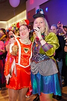 16 IntercityHotel Altweiberp 2026-02-12 105  Alweiber-Tour, 12. Februar - Eine karnevalistische „Stadtrundfahrt“ an diesem veregneten Donnerstag. : DVPJ, Toni I, Jules I., Prinz Karneval, Prinz, Prinzessin Aileen I., Hofmarschälle, Page, Pagen, Paginnen, HDK, Duisburg, Karneval, Helau, Tollität, Event, Session 2025, Session 2025, HDK Duisburg, Hauptausschuss, Hauptausschuss Karneval Duisburg, Duisburg ist echt