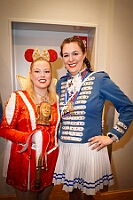 17 Altweiberp Ehrengrd 2026-02-12 02  Alweiber-Tour, 12. Februar - Eine karnevalistische „Stadtrundfahrt“ an diesem veregneten Donnerstag. : DVPJ, Toni I, Jules I., Prinz Karneval, Prinz, Prinzessin Aileen I., Hofmarschälle, Page, Pagen, Paginnen, HDK, Duisburg, Karneval, Helau, Tollität, Event, Session 2025, Session 2025, HDK Duisburg, Hauptausschuss, Hauptausschuss Karneval Duisburg, Duisburg ist echt