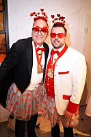 18 Altweiberp KG Suedstern 2026-02-12 01  Alweiber-Tour, 12. Februar - Eine karnevalistische „Stadtrundfahrt“ an diesem veregneten Donnerstag. : DVPJ, Toni I, Jules I., Prinz Karneval, Prinz, Prinzessin Aileen I., Hofmarschälle, Page, Pagen, Paginnen, HDK, Duisburg, Karneval, Helau, Tollität, Event, Session 2025, Session 2025, HDK Duisburg, Hauptausschuss, Hauptausschuss Karneval Duisburg, Duisburg ist echt