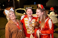 18 Altweiberp KG Suedstern 2026-02-12 08  Alweiber-Tour, 12. Februar - Eine karnevalistische „Stadtrundfahrt“ an diesem veregneten Donnerstag. : DVPJ, Toni I, Jules I., Prinz Karneval, Prinz, Prinzessin Aileen I., Hofmarschälle, Page, Pagen, Paginnen, HDK, Duisburg, Karneval, Helau, Tollität, Event, Session 2025, Session 2025, HDK Duisburg, Hauptausschuss, Hauptausschuss Karneval Duisburg, Duisburg ist echt