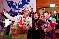 19 Altweiberp AMaB 2026-02-12 14  Alweiber-Tour, 12. Februar - Eine karnevalistische „Stadtrundfahrt“ an diesem veregneten Donnerstag. : DVPJ, Toni I, Jules I., Prinz Karneval, Prinz, Prinzessin Aileen I., Hofmarschälle, Page, Pagen, Paginnen, HDK, Duisburg, Karneval, Helau, Tollität, Event, Session 2025, Session 2025, HDK Duisburg, Hauptausschuss, Hauptausschuss Karneval Duisburg, Duisburg ist echt